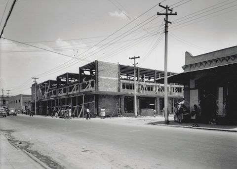 EL MERCADO "BUGAMBILIA"