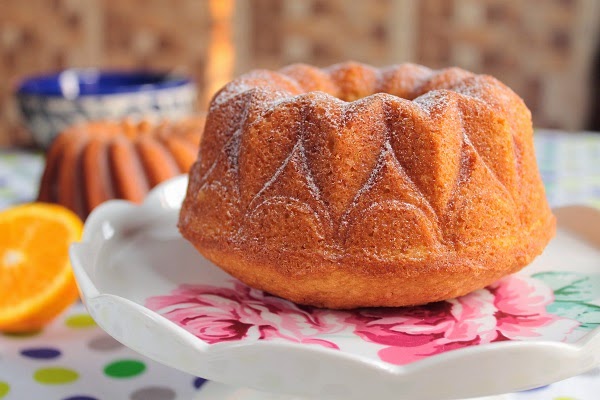Ginger, Honey & Orange Mini Bundt Cakes - Global Bakes