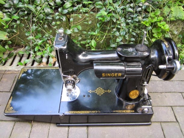 Machine coudre SINGER ancienne vintage électrique 110 volt