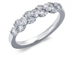 rings,wedding ring,engagement rings