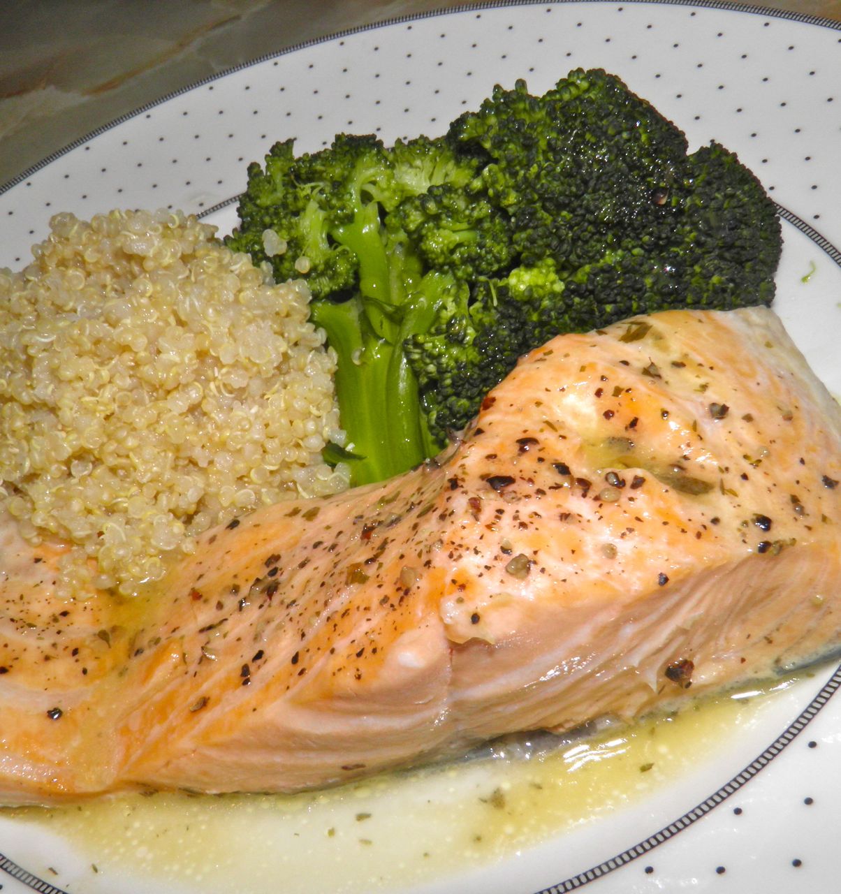 Docaitta Lifestyle How to Wine Poach Salmon