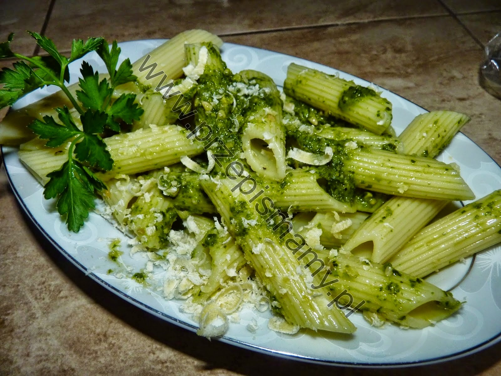 Makaron penne w sosie pesto Makaron penne w sosie pesto