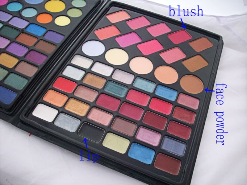 SHE FASHION CLUB Huge Makeup Kit