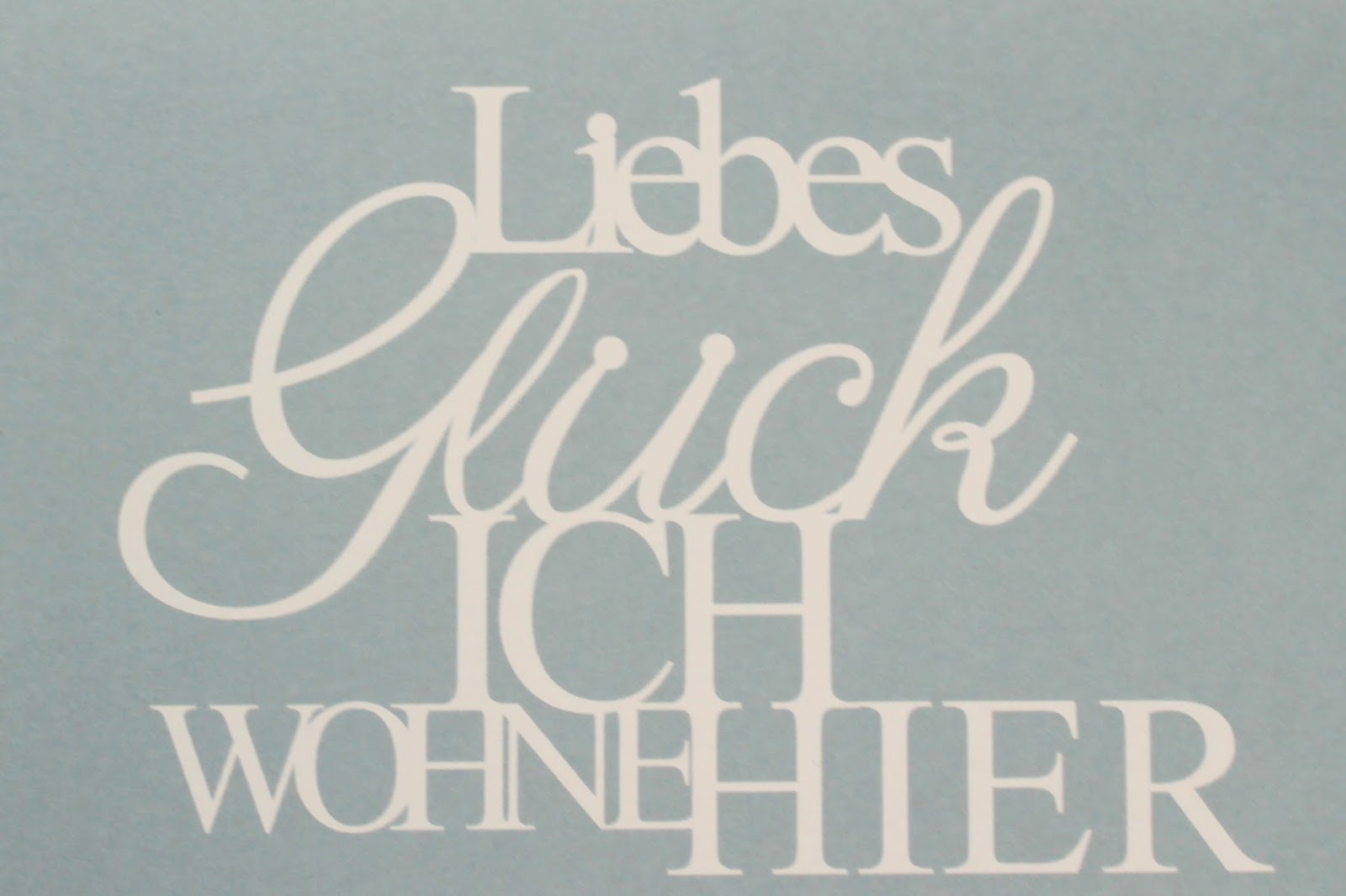 Kleines Freudenhaus Drinnen und Draußen wohnt das Glück oder