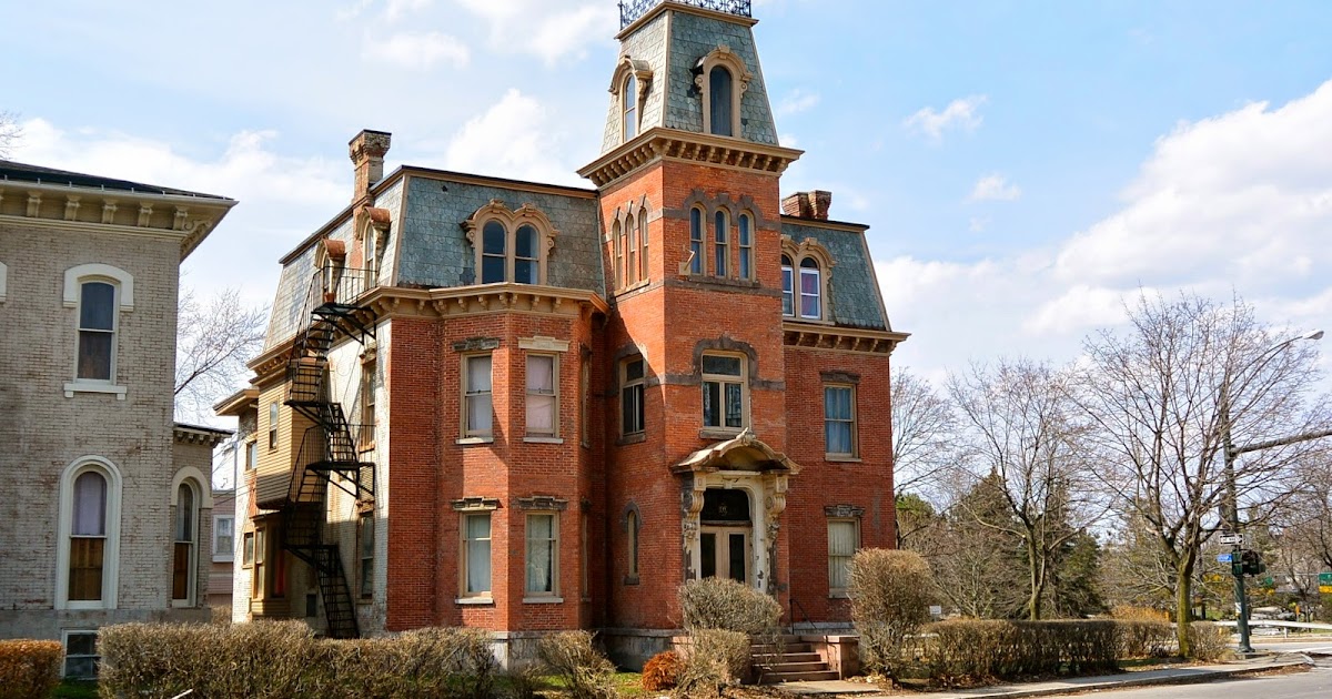 Tom The Backroads Traveller The Homes of Corn Hill.