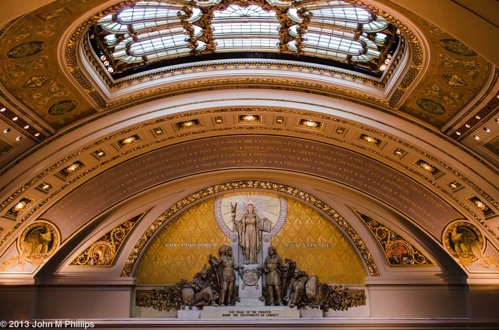 SKEPTIC PHOTO MINNESOTA STATE CAPITOL