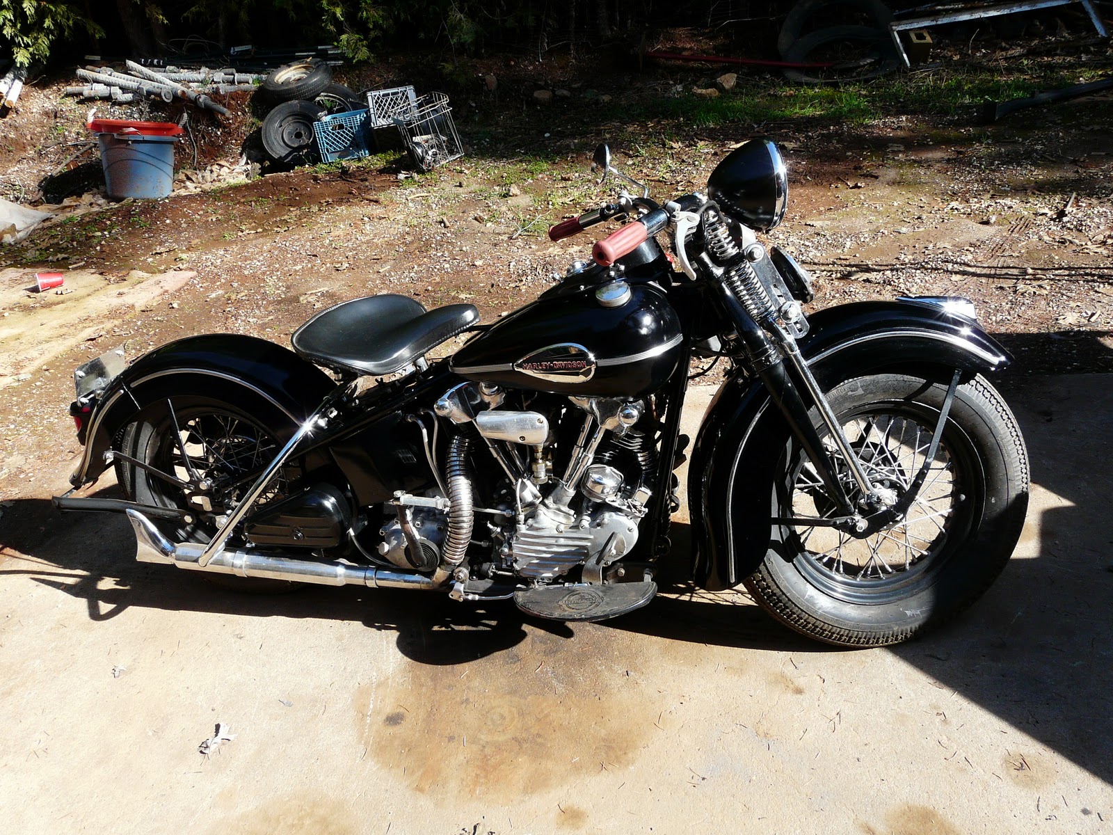 Bikes and Stuff The Old Man's Sold a Knucklehead on ebay