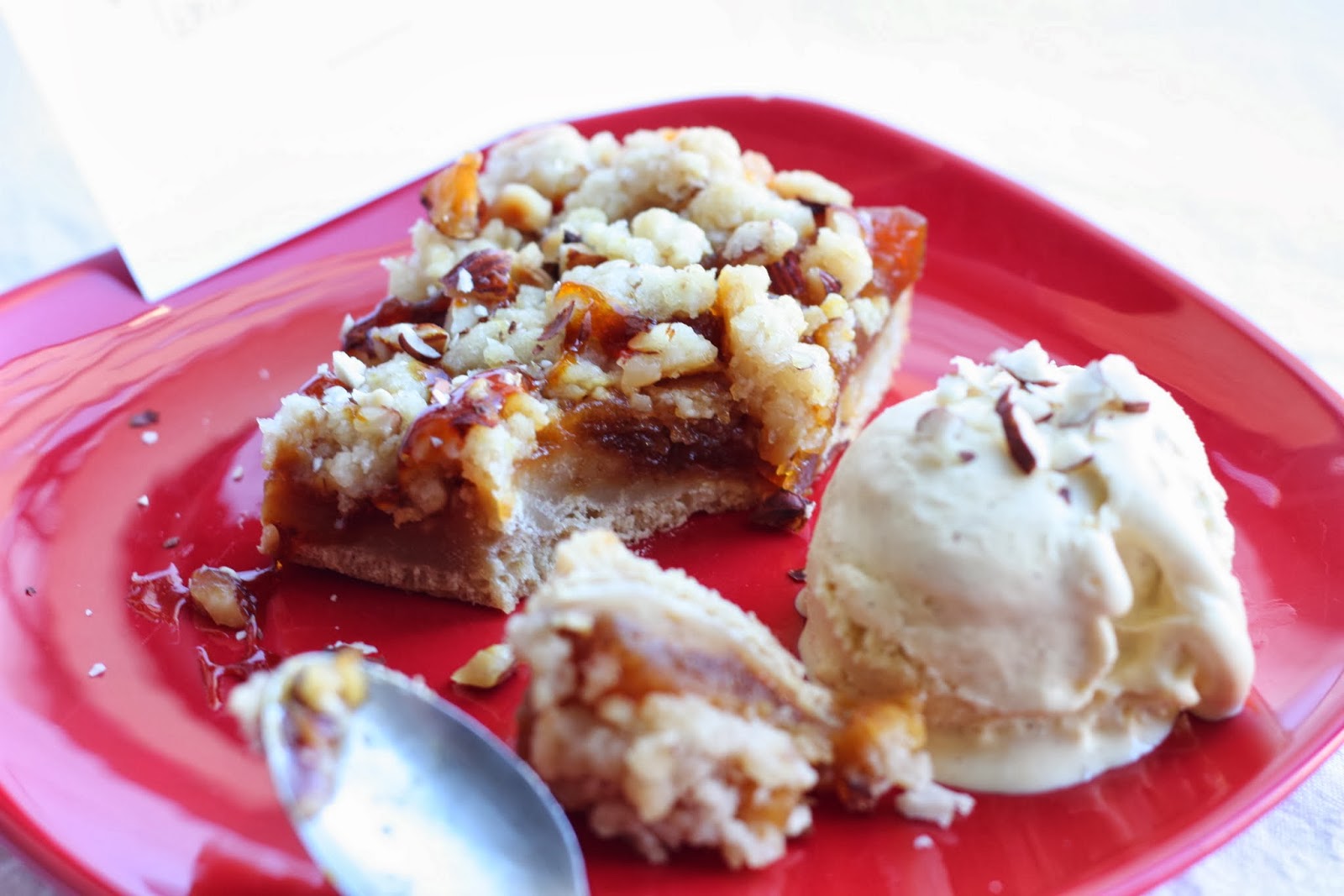 Les Petits Plats De Rose Carres Aux Pommes Caramelisees Crumble