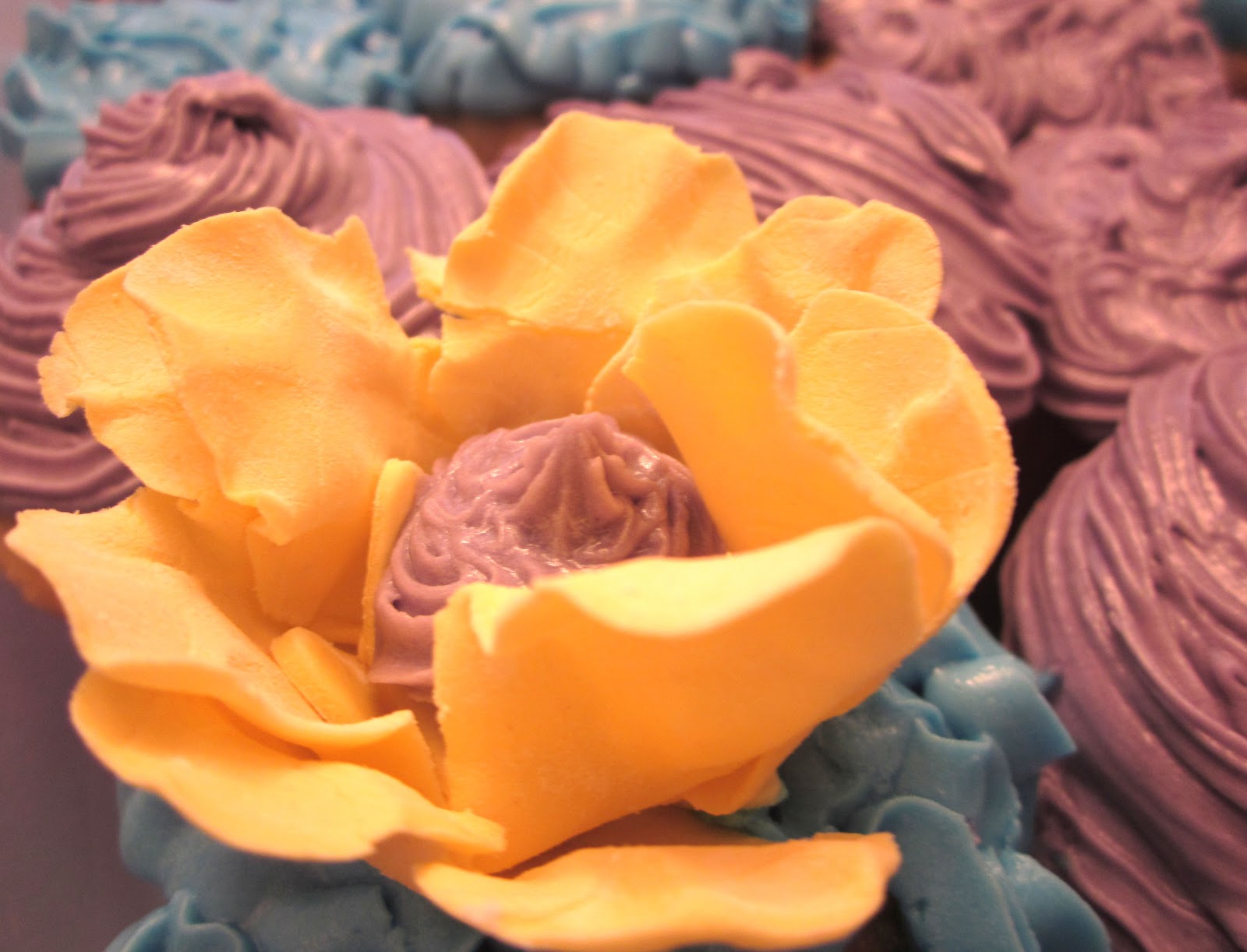 One Wild Wedding Gum Paste Flowers for Beginners