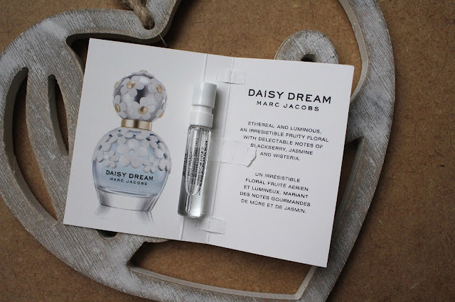 Daisy Dreams by Marc Jacobs