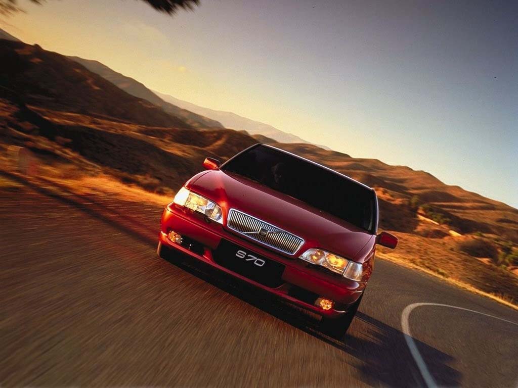 99 WALLPAPERS: Volvo S70 CAR WALLPAPERS