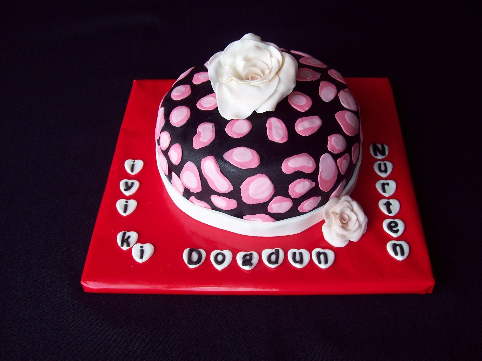 Cake FUNtastic LEOPAR DESENLİ PASTA