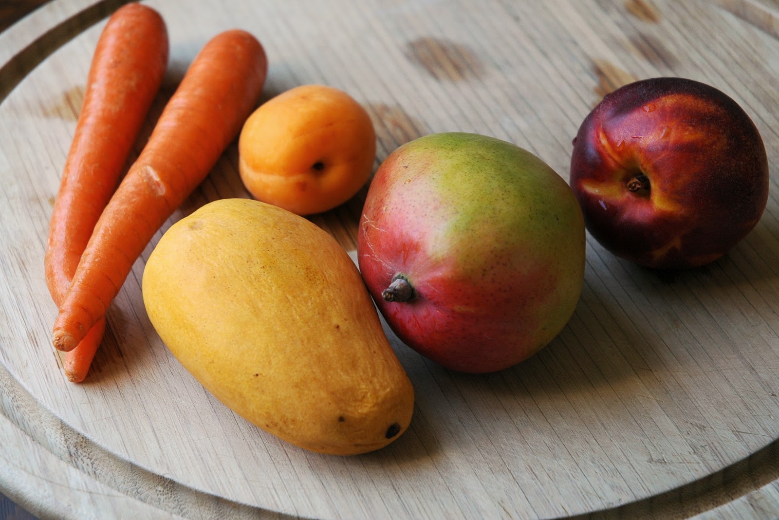 Mangoes And Palm Trees Use This Delicious CarrotMango Juice to Detox