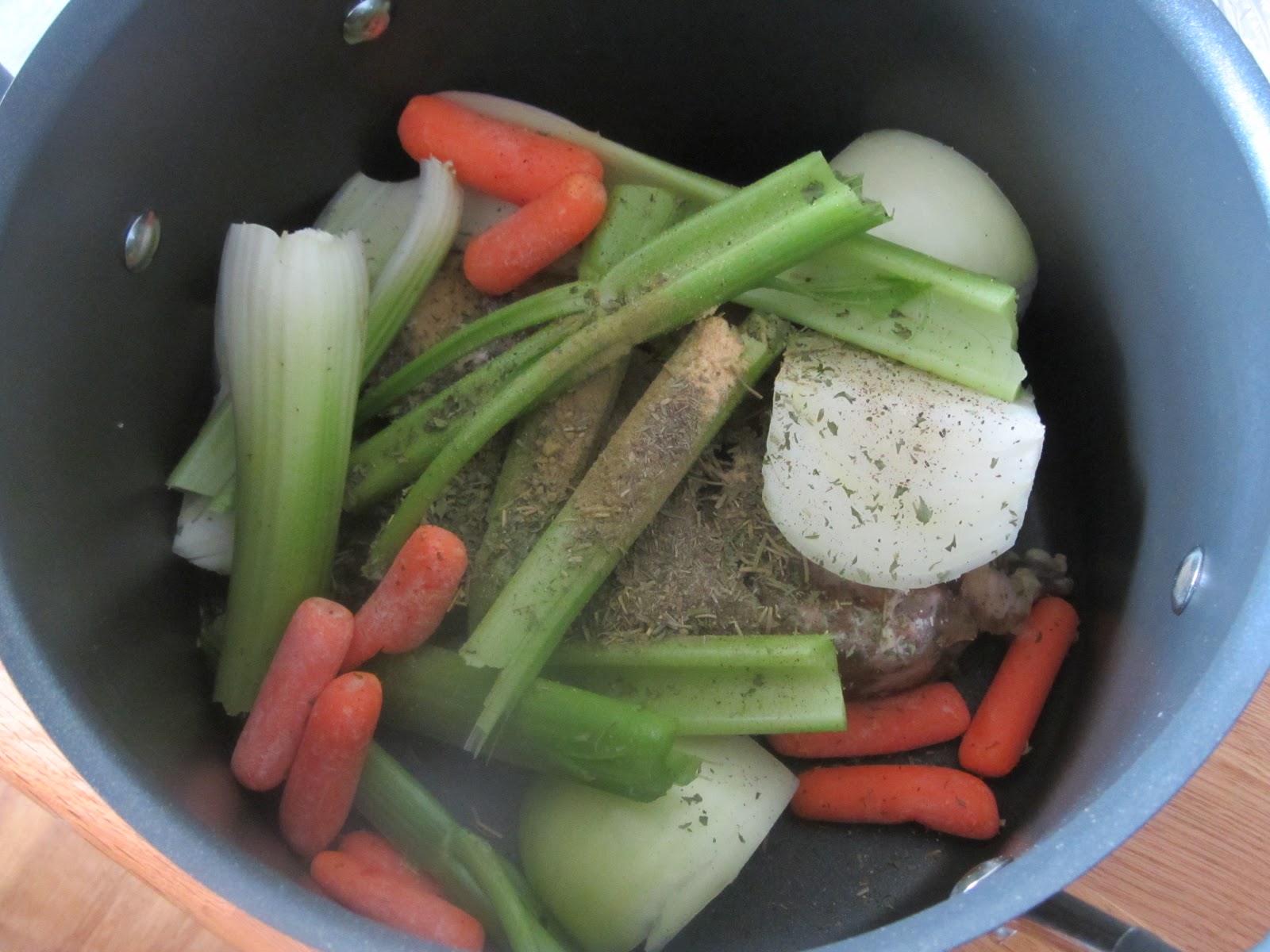 Been There Baked That Homemade Chicken Broth