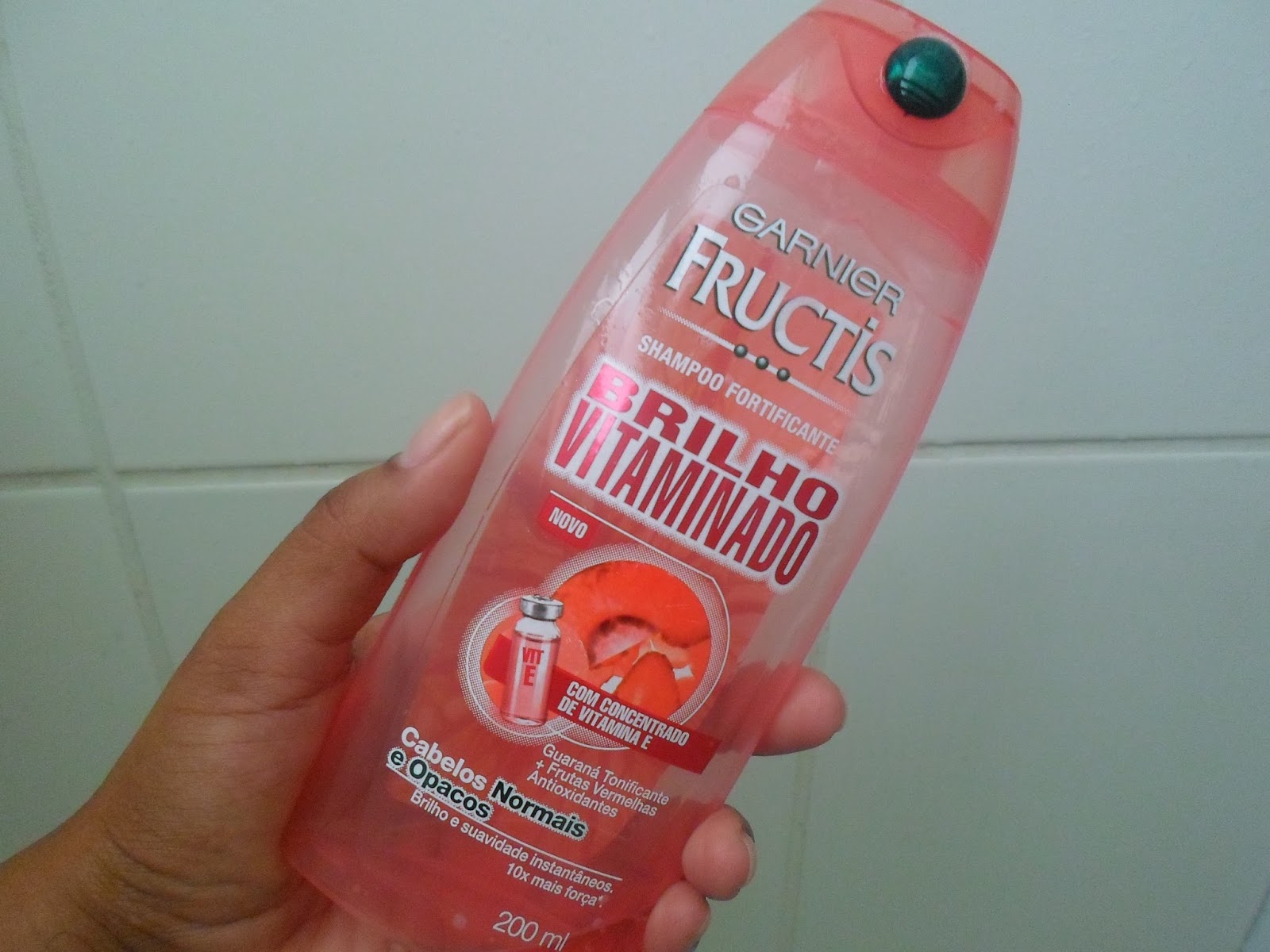com Déby Duar Resenha Shampoo Garnier Fructis Brilho Vitaminado.