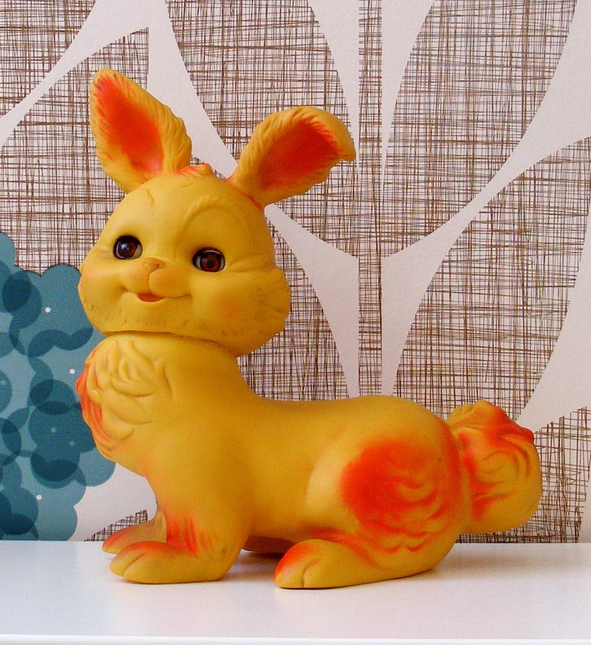 Things That Squeak Edward Mobley Yellow Rubber Bunny Rabbit Squeak toy