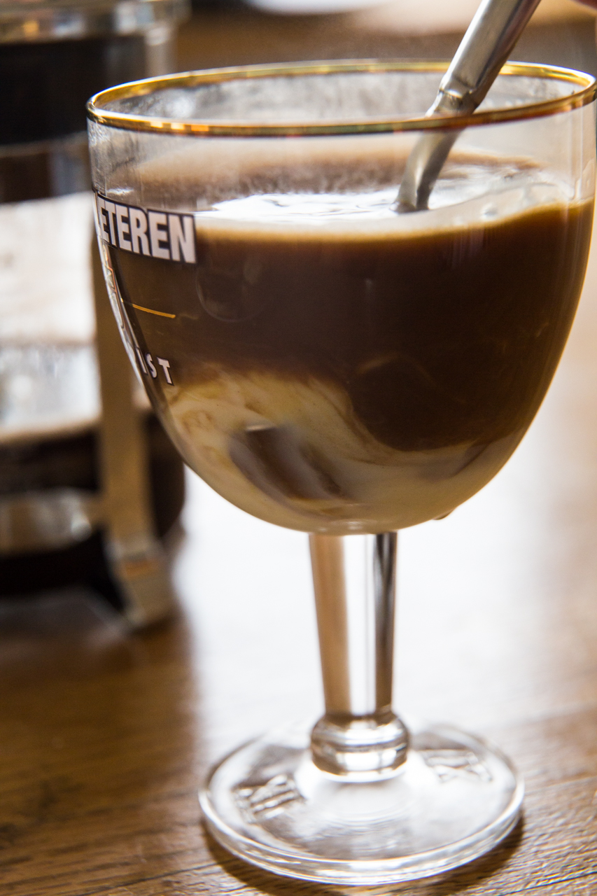 Mama Tommy's Cafe Bonbon Espresso with Sweetened Condensed Milk [Zack]