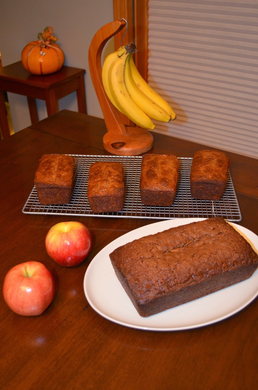 Bananas on the Counter and Apples in the Fridge the most of every