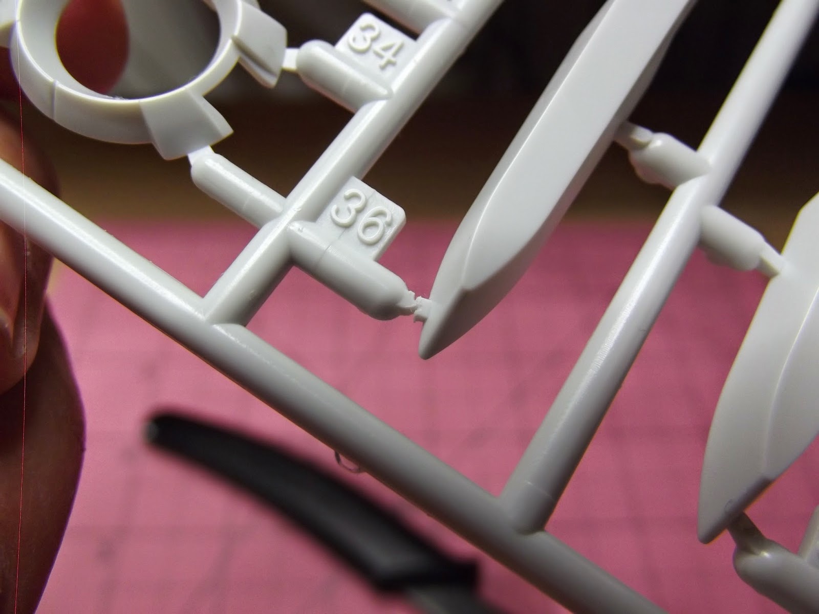 How to Remove Nubs on Gunpla Parts