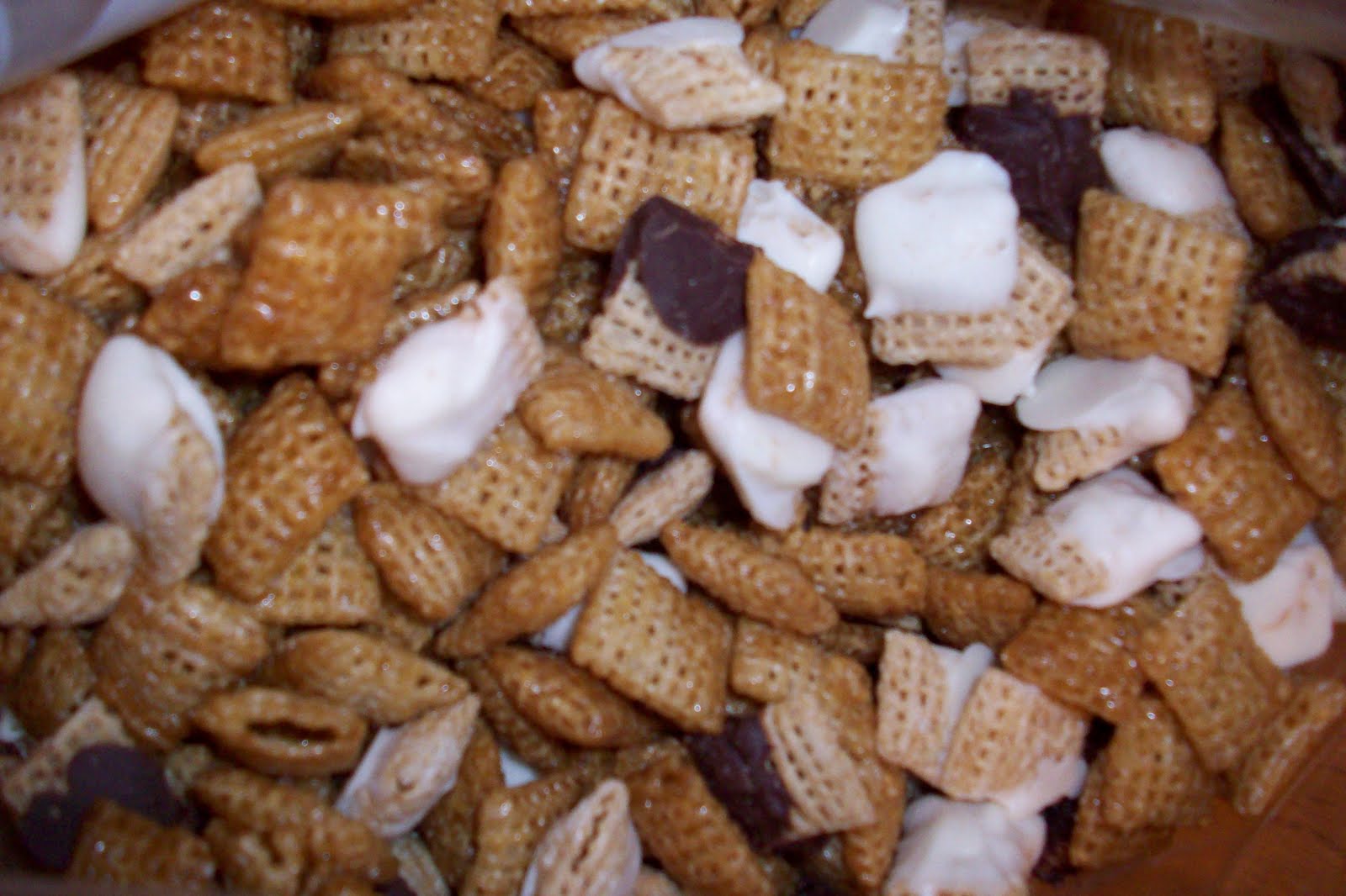 Wayward Girls' Crafts Caramel and Chocolate Drizzle Chex Mix