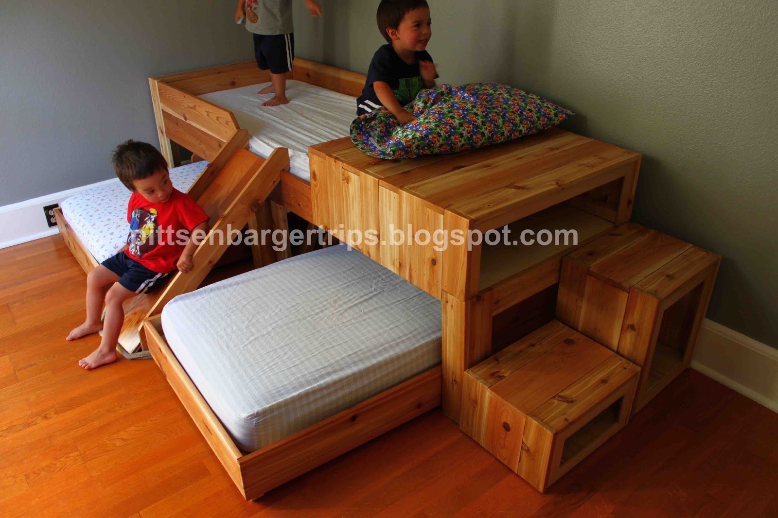PITTS TRIP'S the Pittsenbarger identical triplets saga Big Boy Beds!