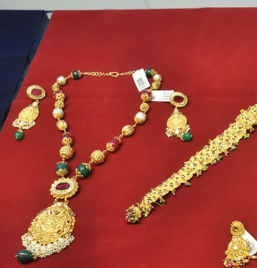 Gold and Diamond jewellery designs Sri Krishna Jewellery
