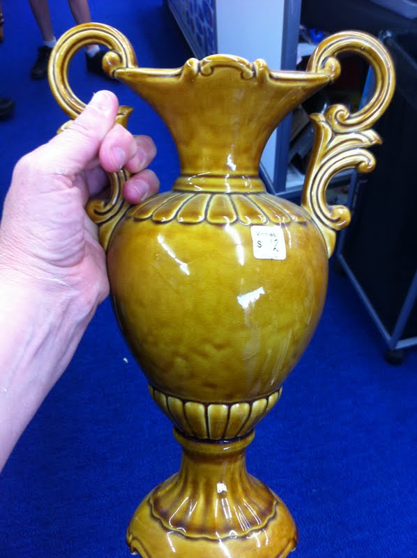 Lilyfield Life How to Paint a Vintage Ceramic Vase
