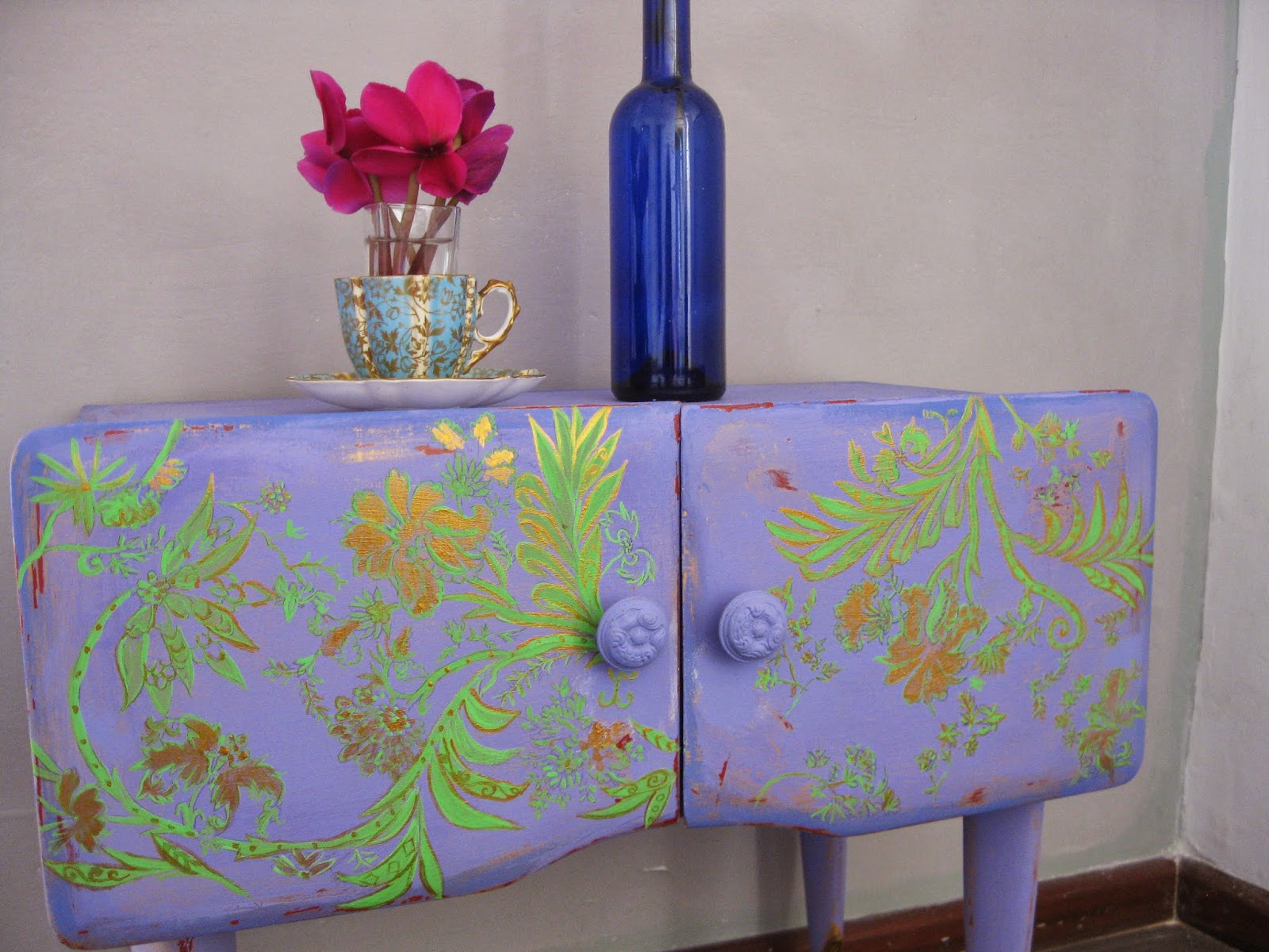 Sette Design Painted Bohemian Side Table