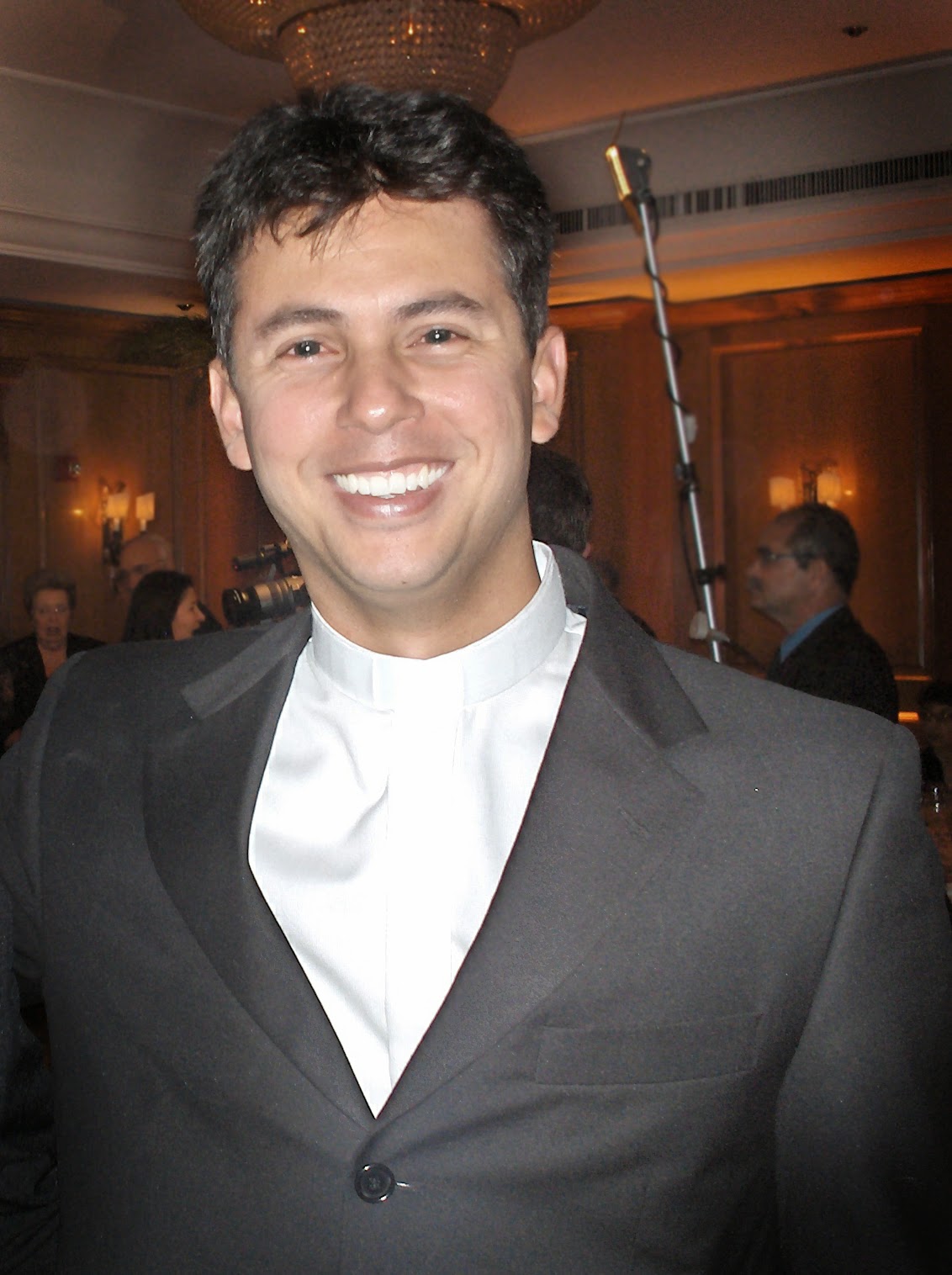 Arquidiocese do Rio dará entrada no processo de canonização do surfista