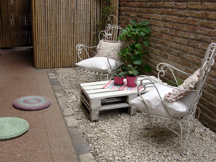 detallada-mente: Cómo conocer a tu vecina y no morir en el intento