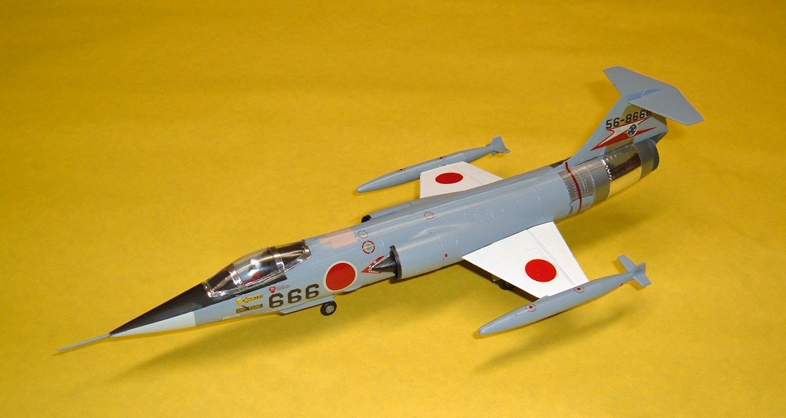 Model Airplane Memories Hasegawa's Classic 1/72 F104J
