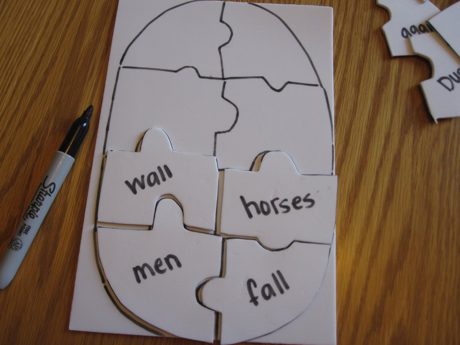 Toddler Approved!: Humpty Dumpty Word Puzzle