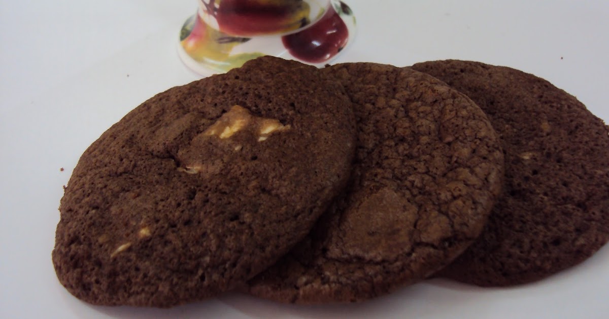 Üç Çikolatalı Kurabiye Misketlimonu