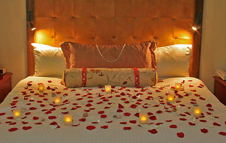 Honeymoon Room Decoration | Wedding Snaps....