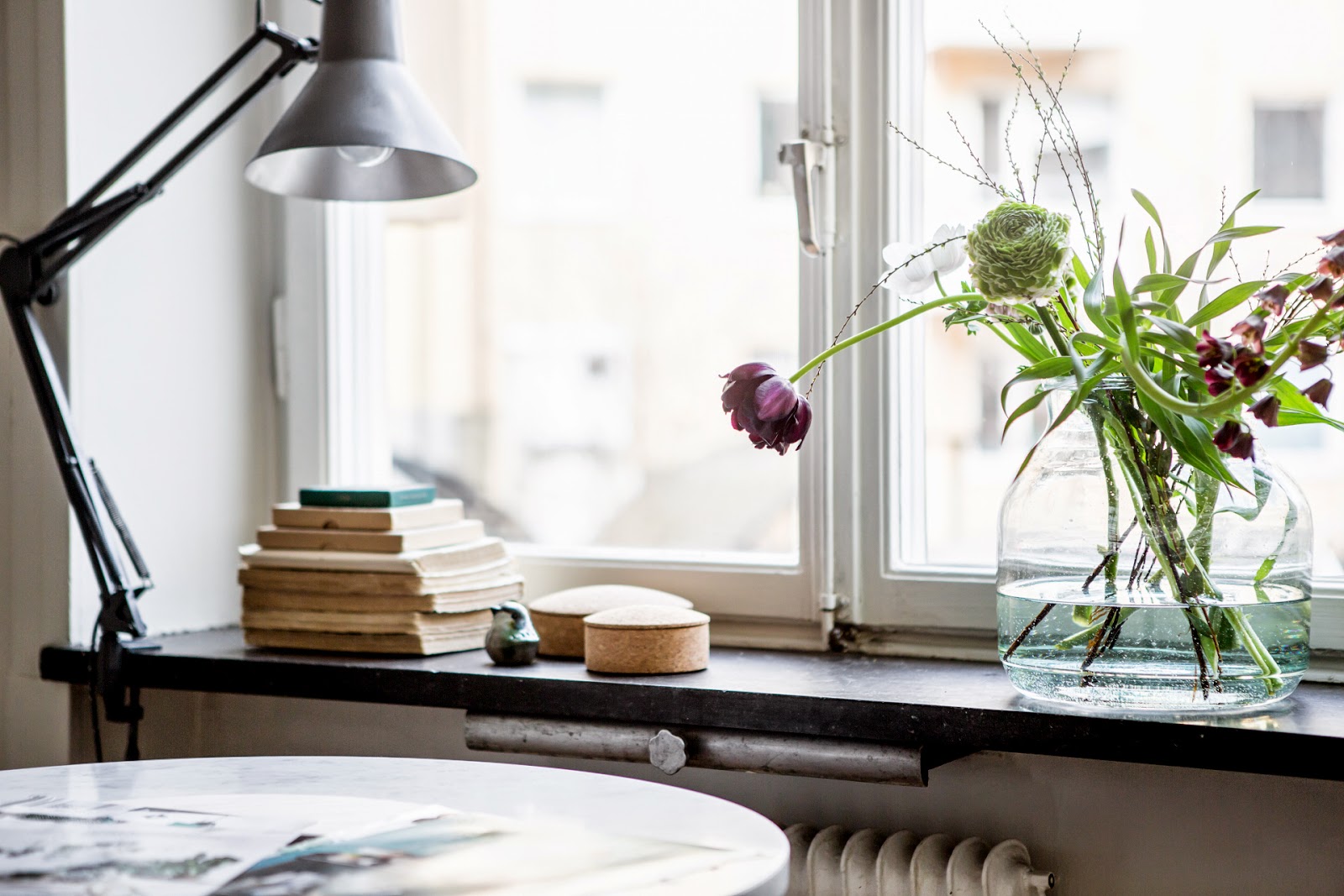 Scandinavian Living Room, Scandinavian Interior design, Flowers