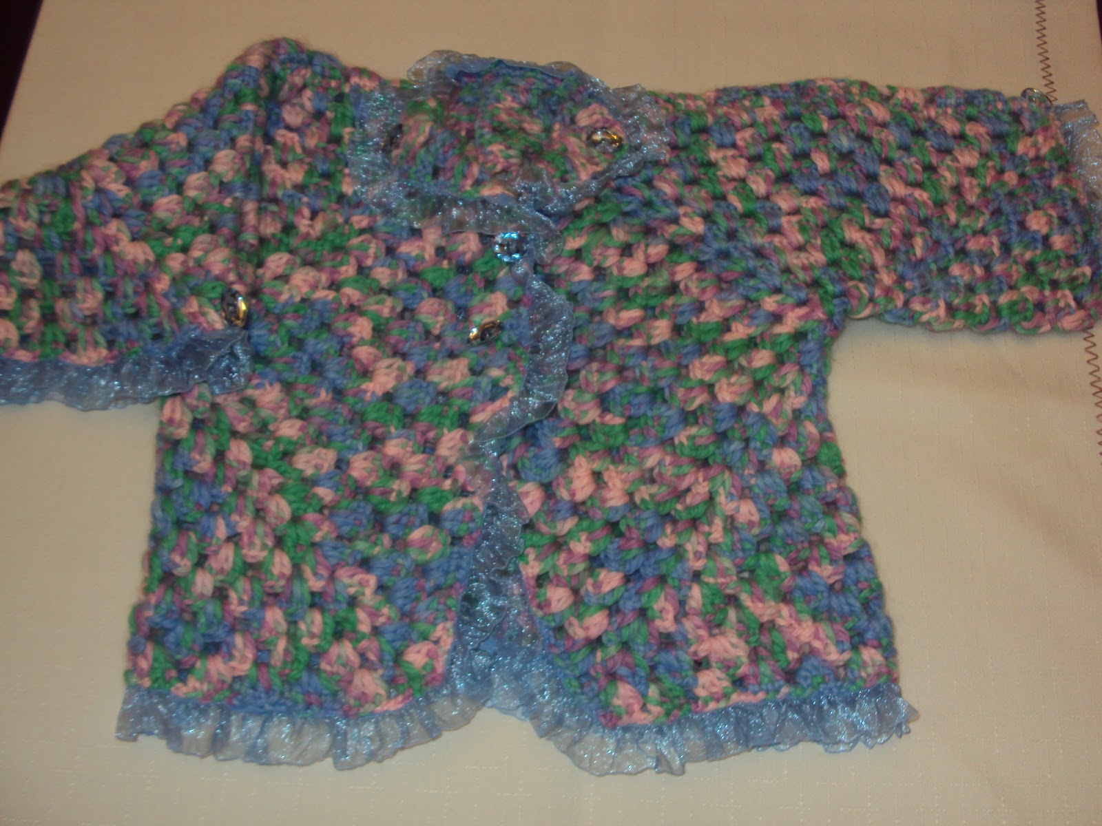 Örgücü Müritler Örgü bebek yelekleri