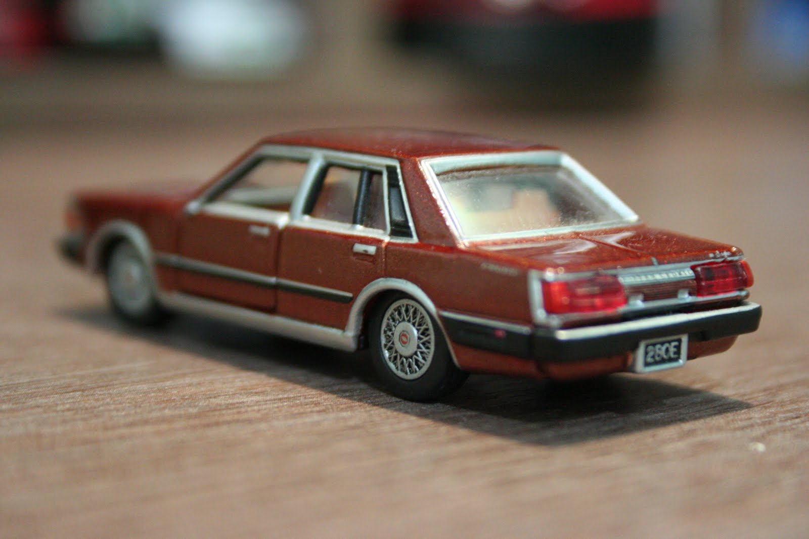 1/64 Die-cast Toy Cars....: Tomica Limited - Nissan Cedric (5th Gen)