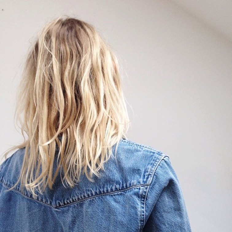 Messy bleached blonde, denim shirt Messy bleached blonde, denim shirt