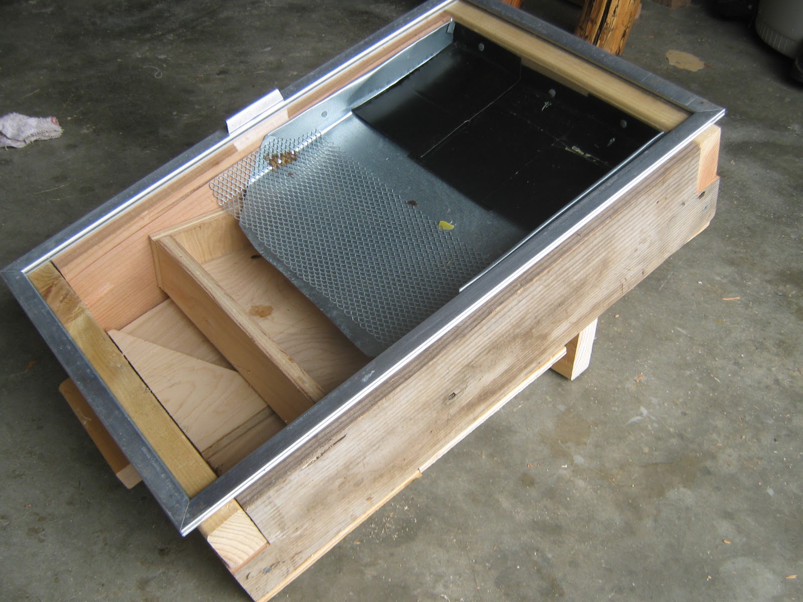 Simply Resourceful Solar Wax Melter