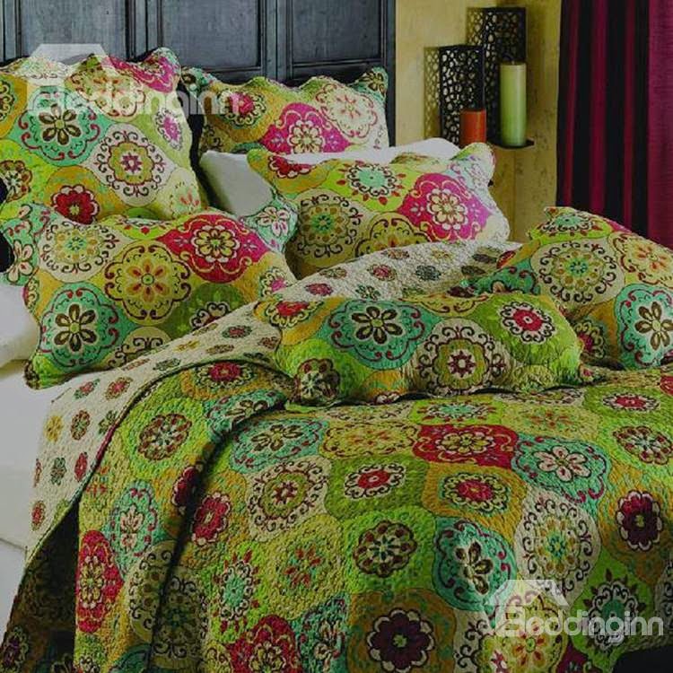 New Arrival Noble Green Floral Figures 3-Piece Bed in a Bag Sets Item Code: 10851882