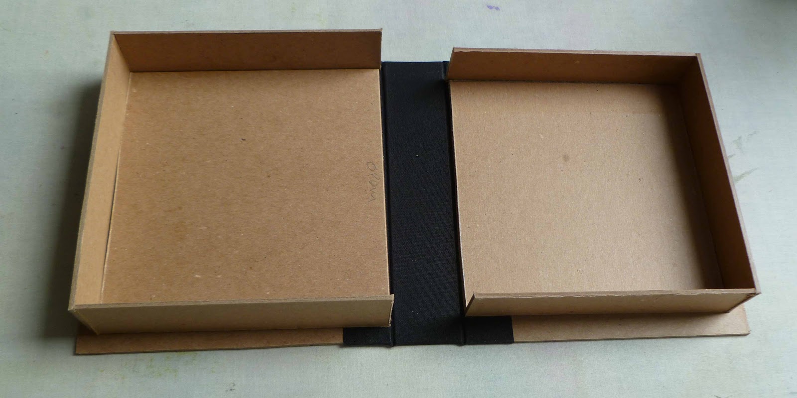 sew sew art A Clam Shell Box