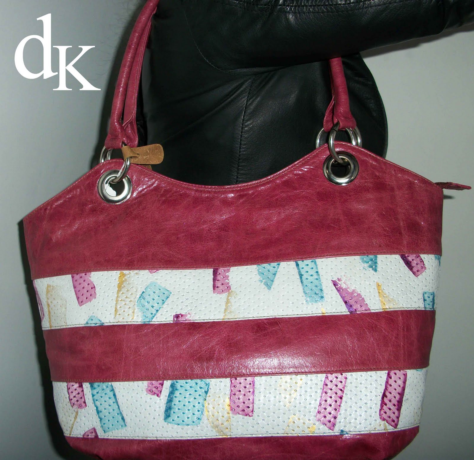 dk: Bolsos en cuero por catálogo o sobre diseño