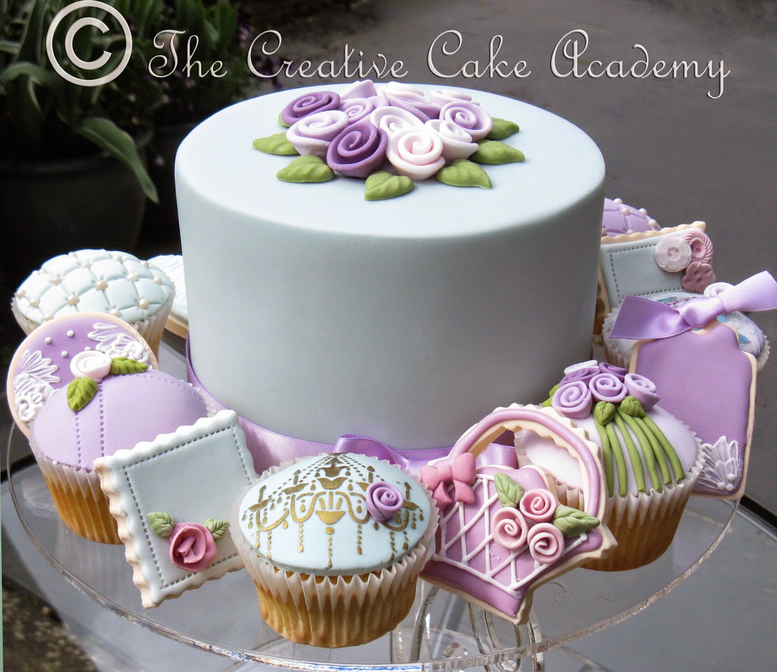 The Creative Cake Academy We Have A Wonderful Range Of Works To Suit Students At All Levels Show You How Create The Most Beautiful And Stylish Celebration Cakes