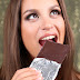 Το ήξερες; Τι παθαίνουν οι γυναίκες μόλις φάνε σοκολάτα;