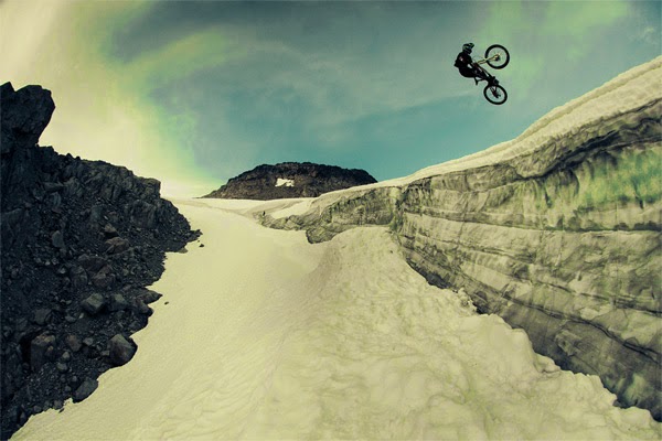 Mind The Gap: The Making Of Anthill Films unReal Episode 3 Mind The Gap: The Making Of Anthill Films unReal Episode 3