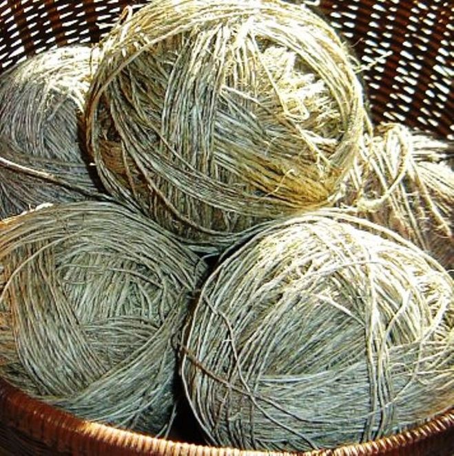 Плетенье из крапивы Плетенье из крапивы