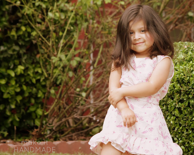 Peekaboo Pattern Tour--The Vivienne Dress turned into a summer dress! Plus a giveaway! 