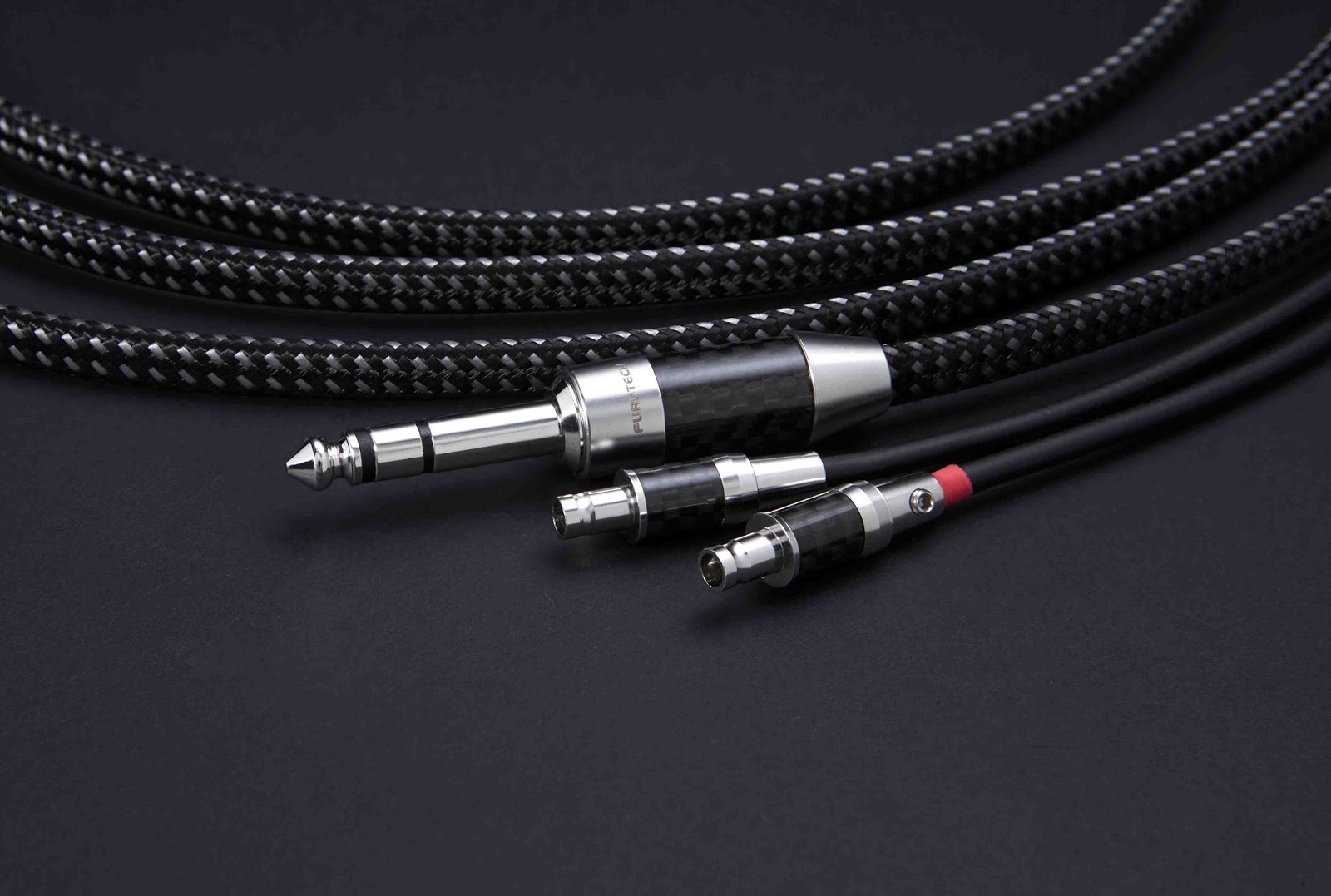 Mono and Stereo HighEnd Audio Magazine ADL Launch iHP35 Audiophile