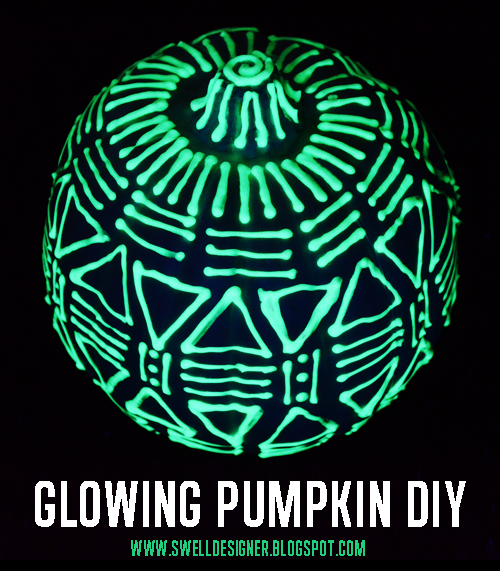 alisaburke: glow in the dark pumpkins