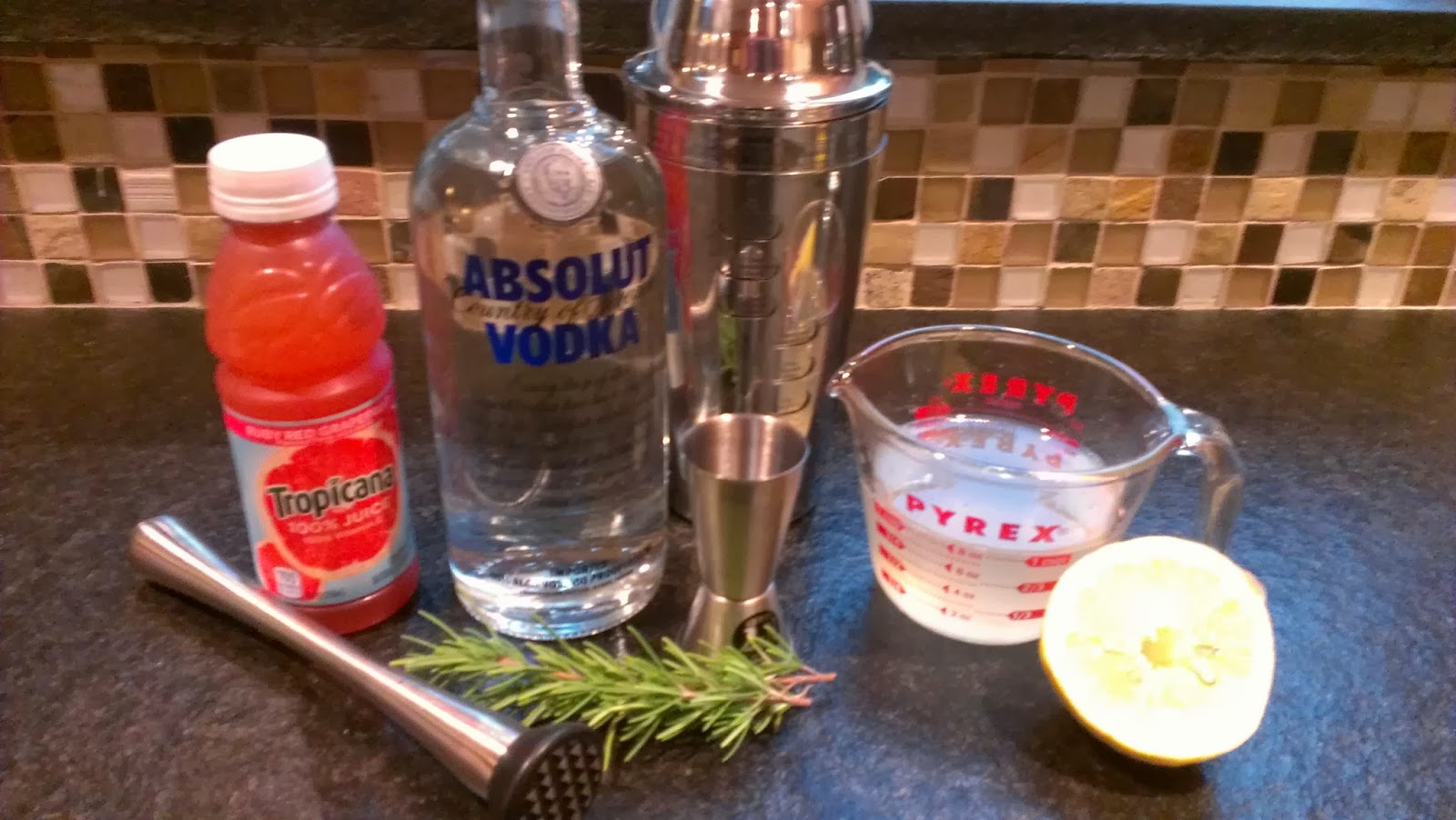 Got it, Cook it Rosemary Grapefruit "Drop" Martini